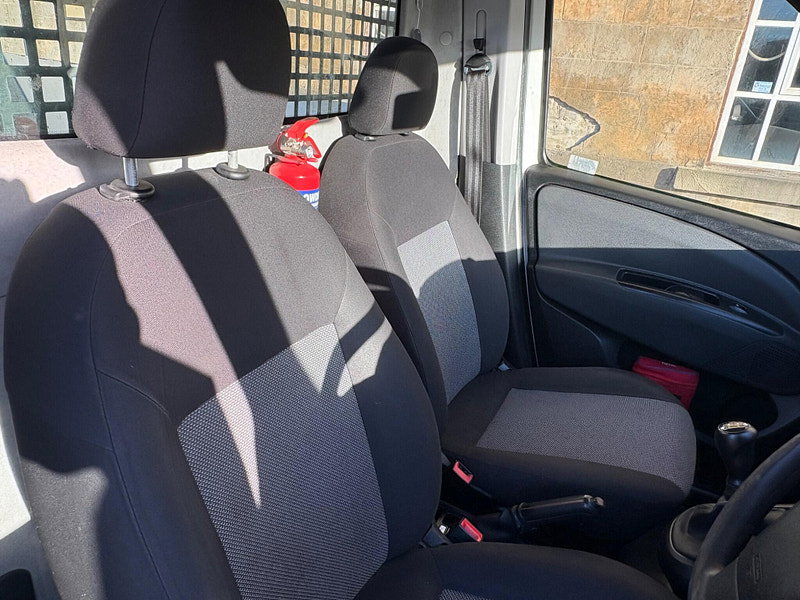 Fiat Doblo 1.3 MultiJetII 16v L2 Dropside 2dr Diesel Manual (140 g/km, 90 bhp) 4dr Manual 2026