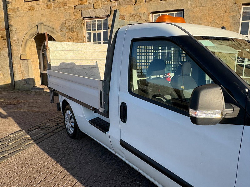 Fiat Doblo 1.3 MultiJetII 16v L2 Dropside 2dr Diesel Manual (140 g/km, 90 bhp) 4dr Manual 2026