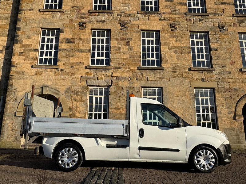 Fiat Doblo 1.3 MultiJetII 16v L2 Dropside 2dr Diesel Manual (140 g/km, 90 bhp) 4dr Manual 2026