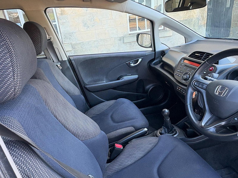 Honda Jazz 1.4 i-VTEC ES Plus Euro 5 5dr 5dr Manual 2026