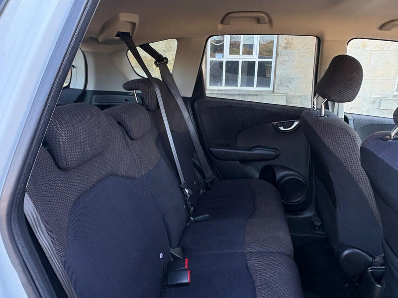 Honda Jazz 1.4 i-VTEC ES Plus Euro 5 5dr 5dr Manual 2026