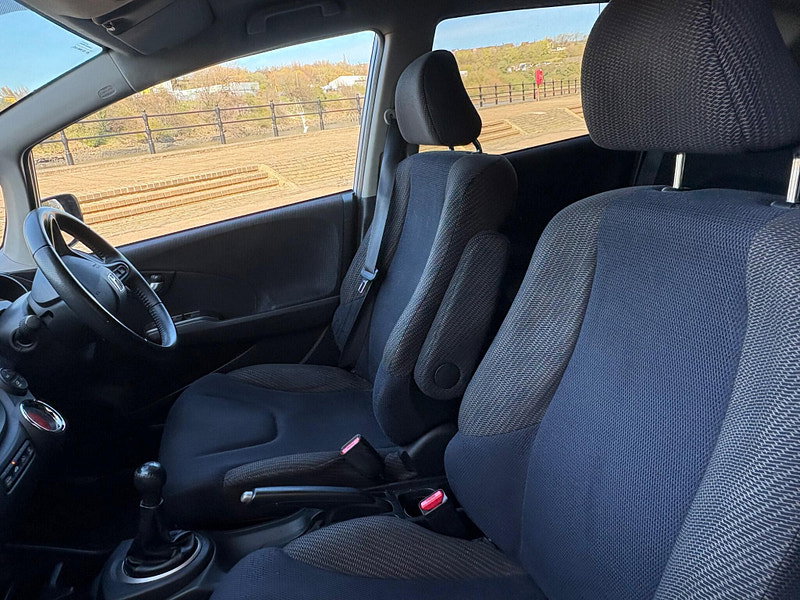 Honda Jazz 1.4 i-VTEC ES Plus Euro 5 5dr 5dr Manual 2026