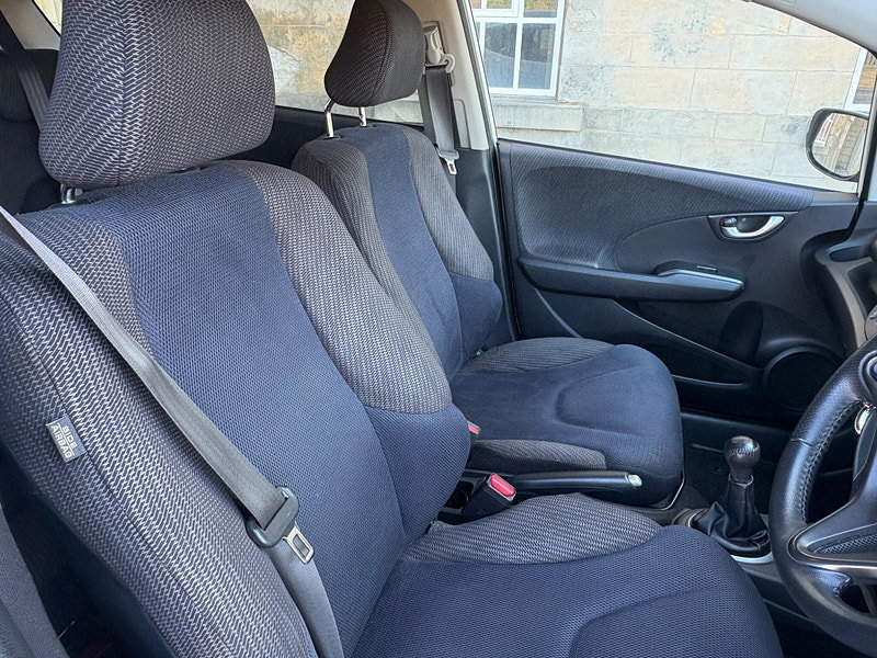 Honda Jazz 1.4 i-VTEC ES Plus Euro 5 5dr 5dr Manual 2026