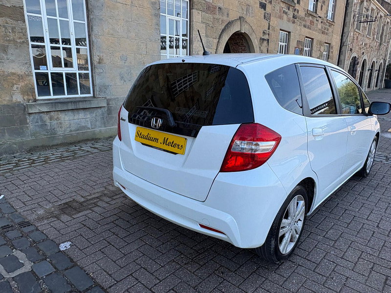 Honda Jazz 1.4 i-VTEC ES Plus Euro 5 5dr 5dr Manual 2026