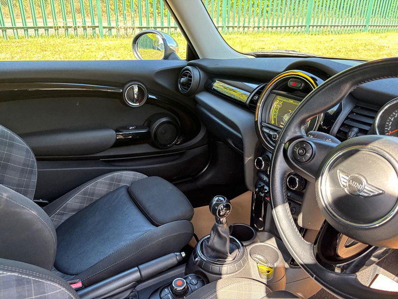 MINI Hatch 2.0 Cooper S Euro 6 (s/s) 3dr 3dr Manual 2026