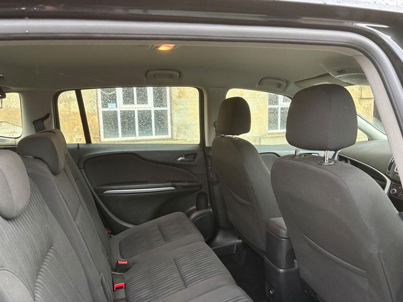 Vauxhall Zafira Tourer 1.4i Turbo Design Euro 6 5dr 5dr Manual 2026