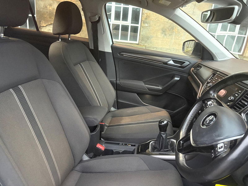 Volkswagen T-Roc 1.0 TSI Design Euro 6 (s/s) 5dr 5dr Manual 2026