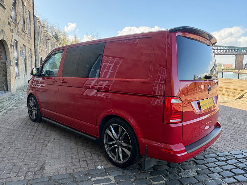 Volkswagen Transporter 2.0 BiTDI T32 BlueMotion Tech Highline Kombi DSG 4Motion SWB Euro 6 (s/s) 5dr 5dr Automatic 2026