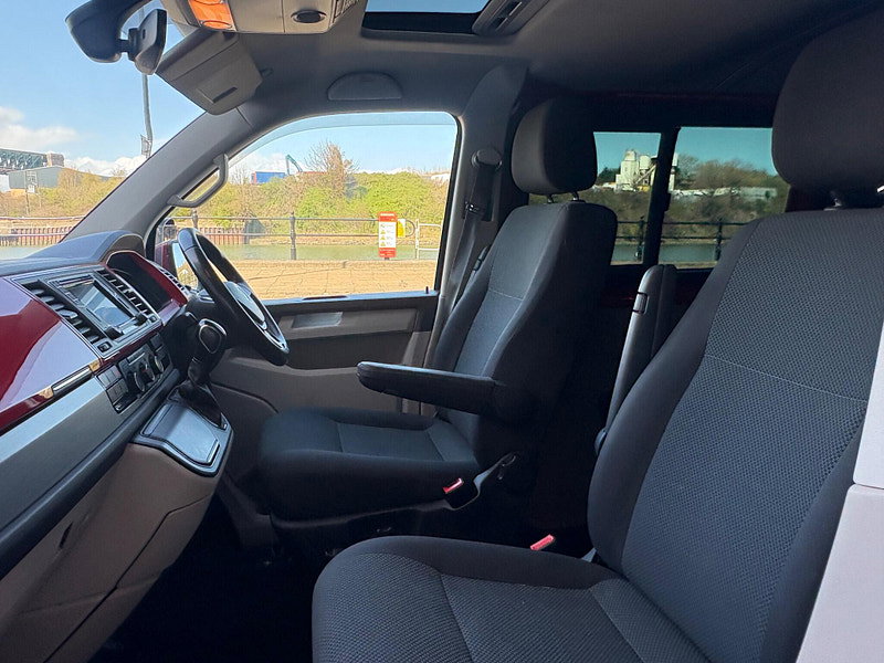 Volkswagen Transporter 2.0 BiTDI T32 BlueMotion Tech Highline Kombi DSG 4Motion SWB Euro 6 (s/s) 5dr 5dr Automatic 2026