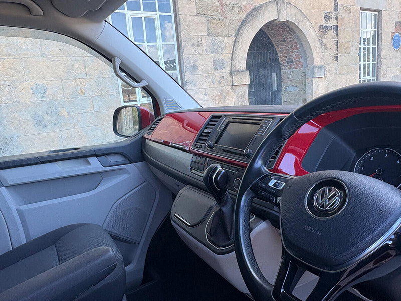 Volkswagen Transporter 2.0 BiTDI T32 BlueMotion Tech Highline Kombi DSG 4Motion SWB Euro 6 (s/s) 5dr 5dr Automatic 2026