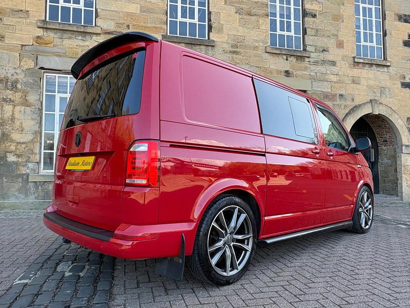 Volkswagen Transporter 2.0 BiTDI T32 BlueMotion Tech Highline Kombi DSG 4Motion SWB Euro 6 (s/s) 5dr 5dr Automatic 2026