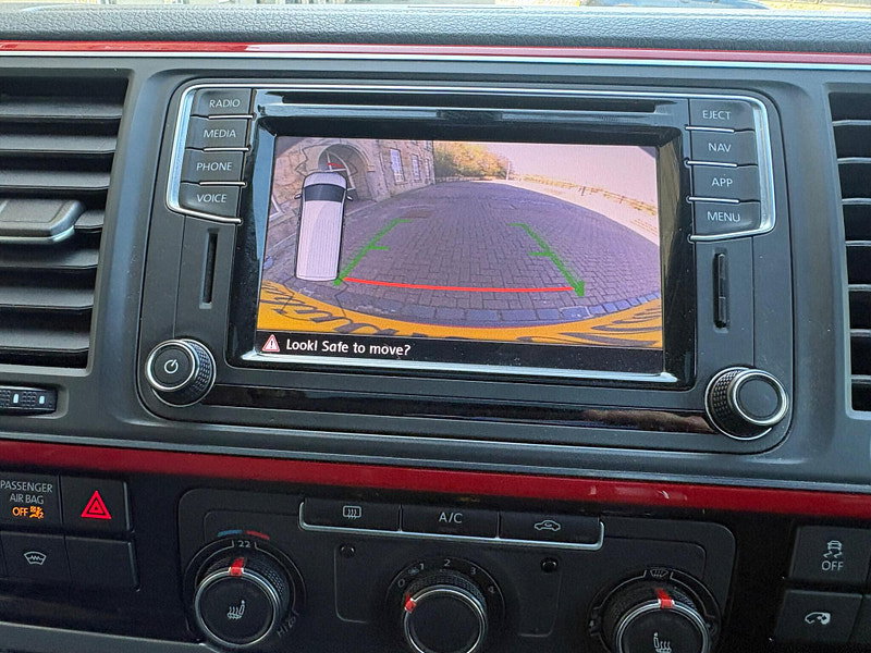 Volkswagen Transporter 2.0 BiTDI T32 BlueMotion Tech Highline Kombi DSG 4Motion SWB Euro 6 (s/s) 5dr 5dr Automatic 2026