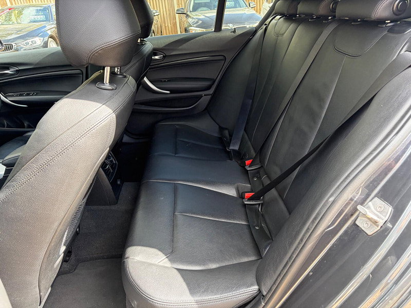 BMW 1 Series 3.0 M135i Auto Euro 6 (s/s) 5dr 5dr Automatic 2026