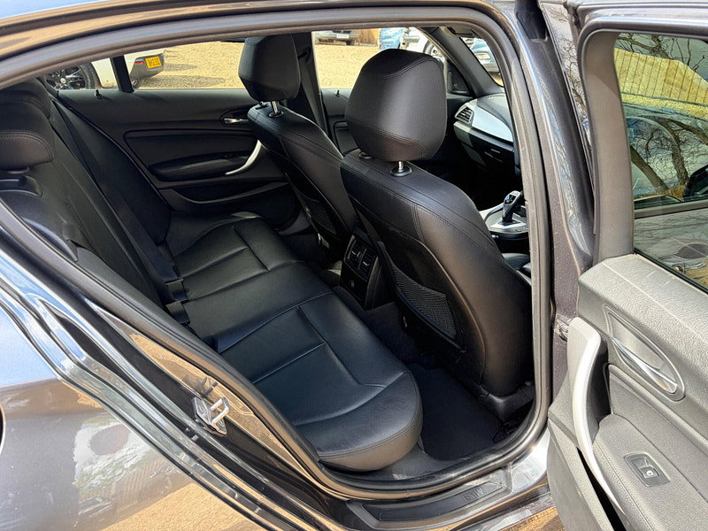 BMW 1 Series 3.0 M135i Auto Euro 6 (s/s) 5dr 5dr Automatic 2026