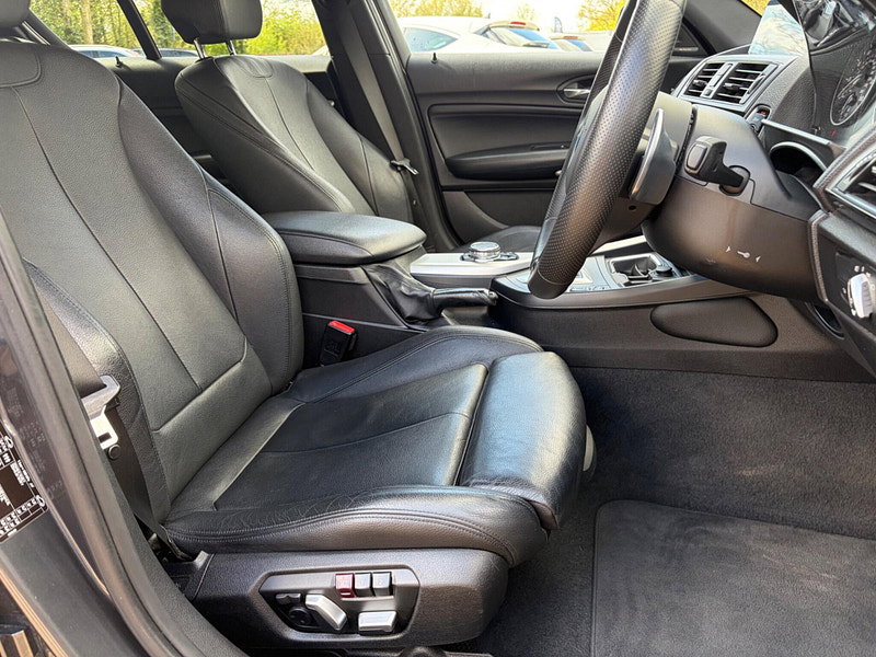 BMW 1 Series 3.0 M135i Auto Euro 6 (s/s) 5dr 5dr Automatic 2026