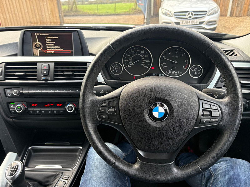 BMW 3 Series 2.0 320d SE Touring xDrive Euro 5 (s/s) 5dr 5dr Manual 2026