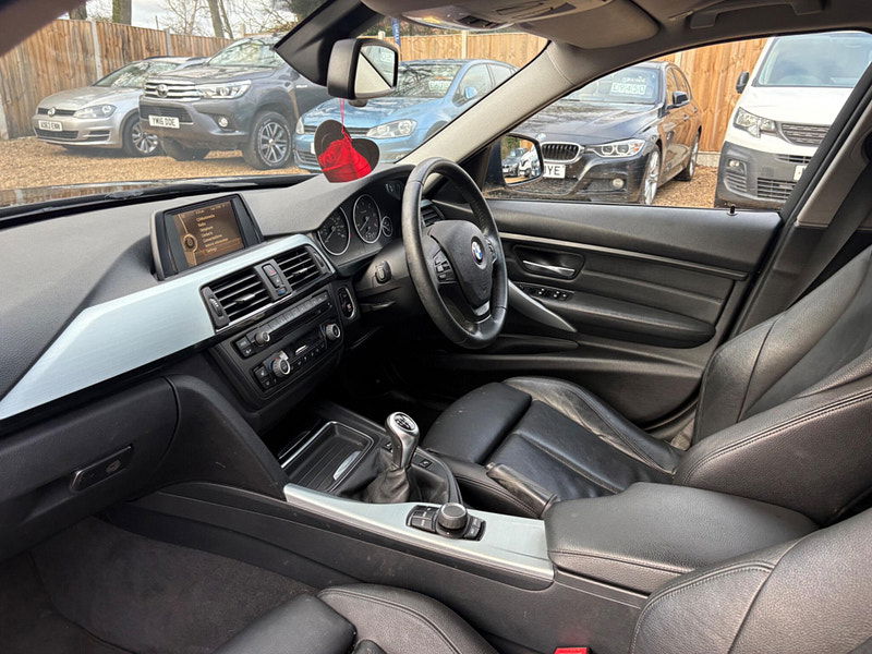 BMW 3 Series 2.0 320d SE Touring xDrive Euro 5 (s/s) 5dr 5dr Manual 2026