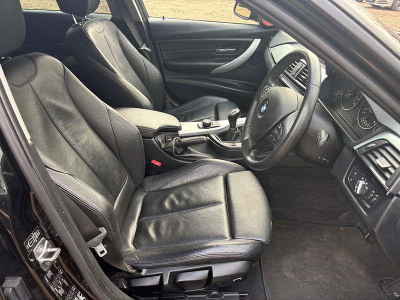 BMW 3 Series 2.0 320d SE Touring xDrive Euro 5 (s/s) 5dr 5dr Manual 2026