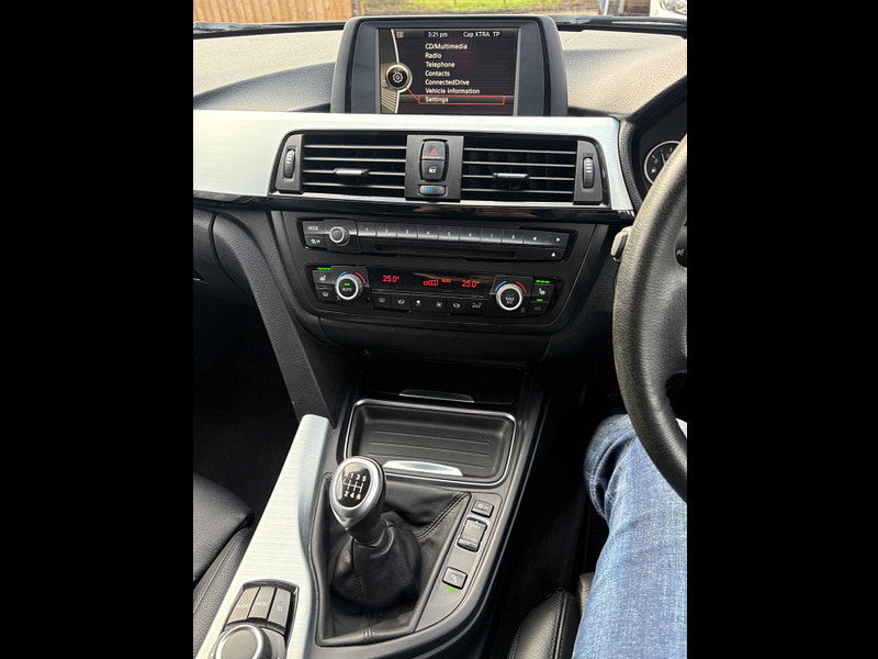 BMW 3 Series 2.0 320d SE Touring xDrive Euro 5 (s/s) 5dr 5dr Manual 2026