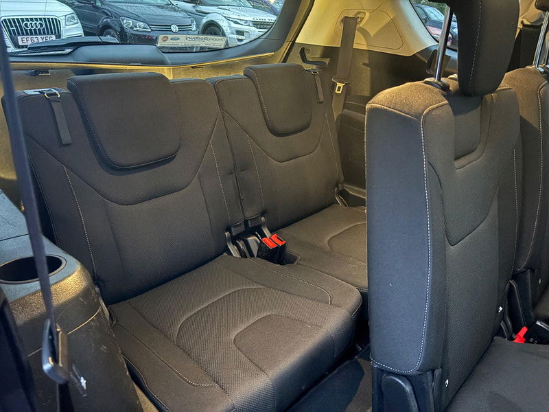 Ford S-Max 2.0 TDCi Titanium Euro 6 (s/s) 5dr 5dr Manual 2026