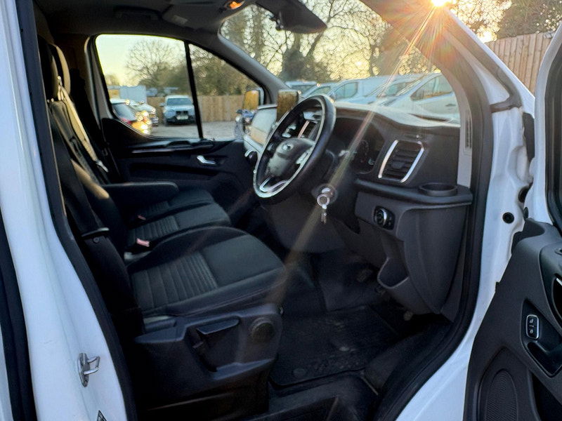 Ford Transit Custom 2.0 300 EcoBlue Limited L2 H1 Euro 6 5dr 5dr Manual 2026