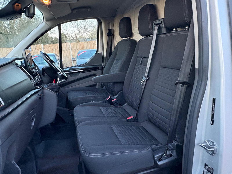 Ford Transit Custom 2.0 340 EcoBlue Limited L2 H1 Euro 6 (s/s) 5dr 5dr Manual 2026