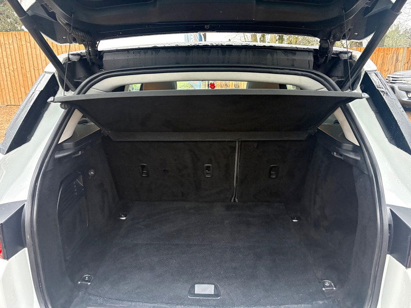 Land Rover Range Rover Evoque 2.2 SD4 Dynamic Auto 4WD Euro 5 (s/s) 5dr 5dr Automatic 2026