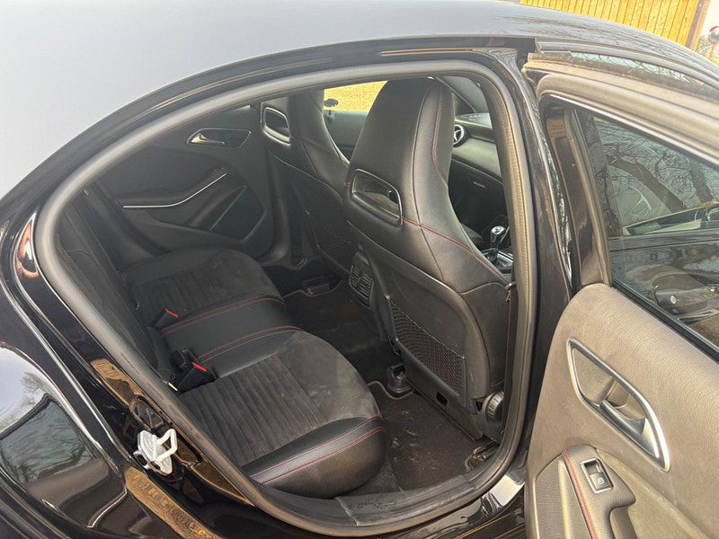 Mercedes-Benz A Class 2.1 A200d AMG Line (Premium) Euro 6 (s/s) 5dr 5dr Manual 2026