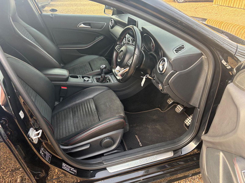 Mercedes-Benz A Class 2.1 A200d AMG Line (Premium) Euro 6 (s/s) 5dr 5dr Manual 2026