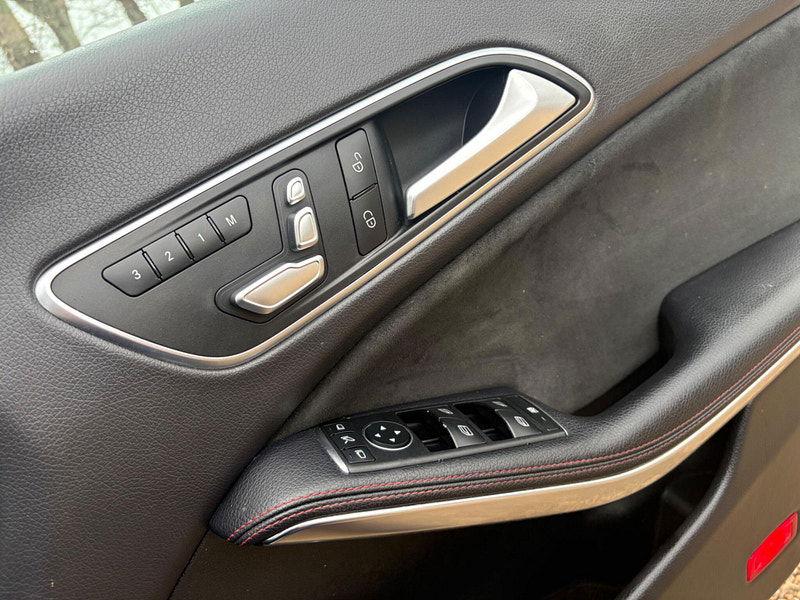 Mercedes-Benz CLA 2.1 CLA220d AMG Line Night Edition (Plus) Coupe 7G-DCT Euro 6 (s/s) 4dr 4dr Automatic 2026