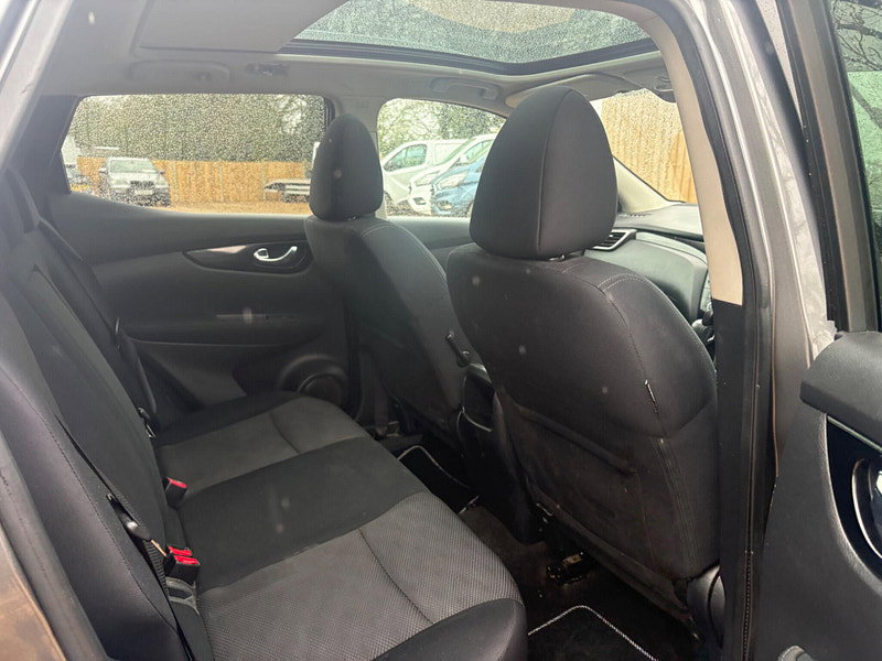 Nissan Qashqai 1.6 dCi N-Connecta XTRON 2WD Euro 6 (s/s) 5dr 5dr Automatic 2026