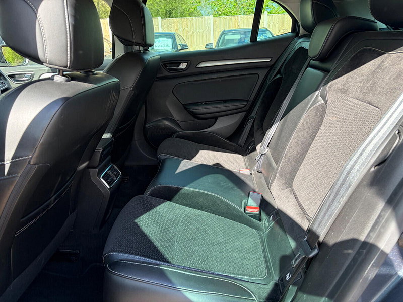 Renault Megane 1.5 dCi Dynamique Nav Euro 6 (s/s) 5dr 5dr Manual 2026