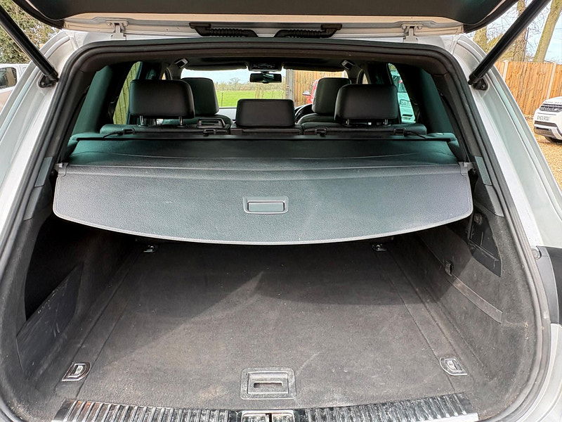 Volkswagen Touareg 3.0 TDI V6 BlueMotion Tech R-Line Tiptronic 4WD Euro 5 (s/s) 5dr 5dr Automatic 2026