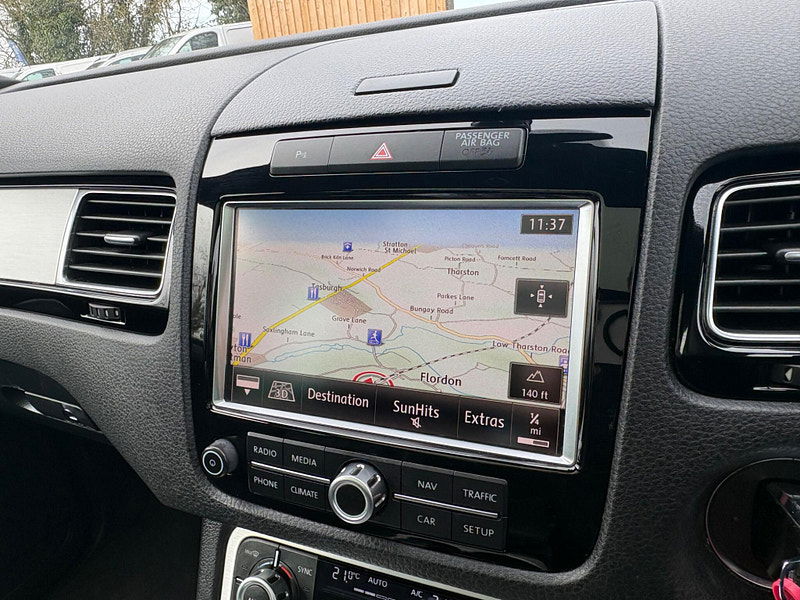 Volkswagen Touareg 3.0 TDI V6 BlueMotion Tech R-Line Tiptronic 4WD Euro 5 (s/s) 5dr 5dr Automatic 2026