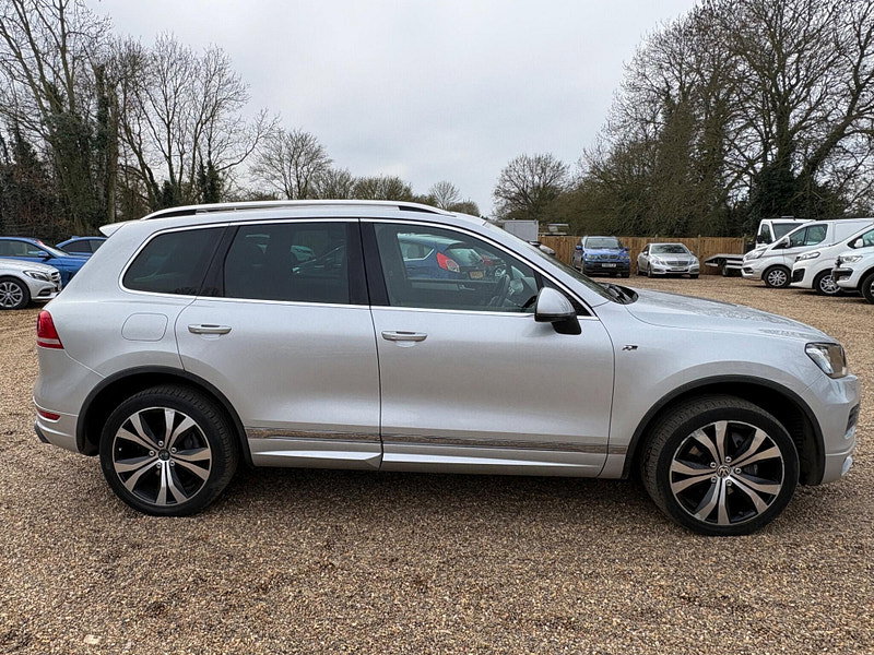 Volkswagen Touareg 3.0 TDI V6 BlueMotion Tech R-Line Tiptronic 4WD Euro 5 (s/s) 5dr 5dr Automatic 2026