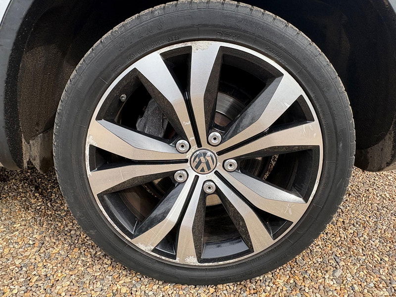 Volkswagen Touareg 3.0 TDI V6 BlueMotion Tech R-Line Tiptronic 4WD Euro 5 (s/s) 5dr 5dr Automatic 2026