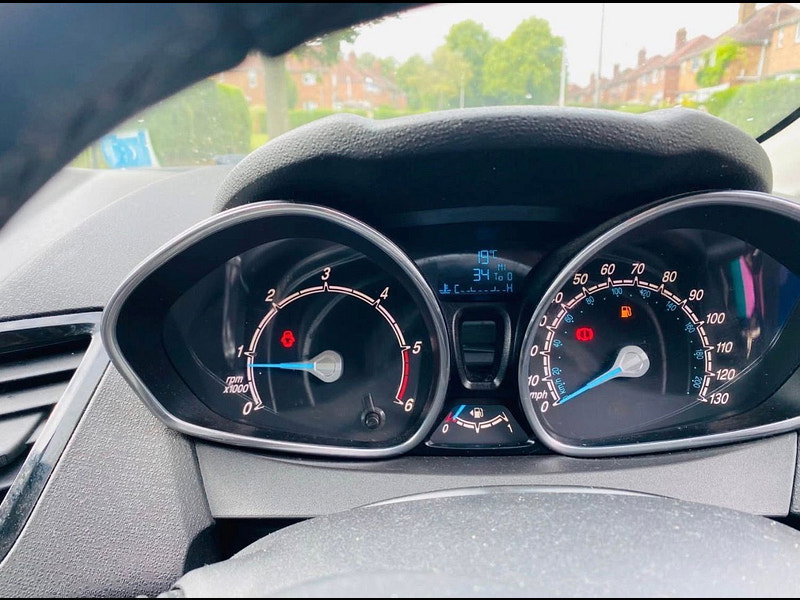 Ford Fiesta 1.5 TDCi Zetec Hatchback 5dr Diesel Manual Euro 5 (75 ps) 5dr Manual 2026