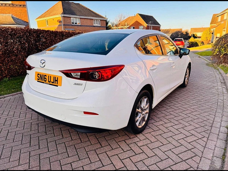 Mazda Mazda3 2.0 SKYACTIV-G SE Nav Fastback 4dr Petrol Manual Euro 5 (s/s) (120 ps) 4dr Manual 2026