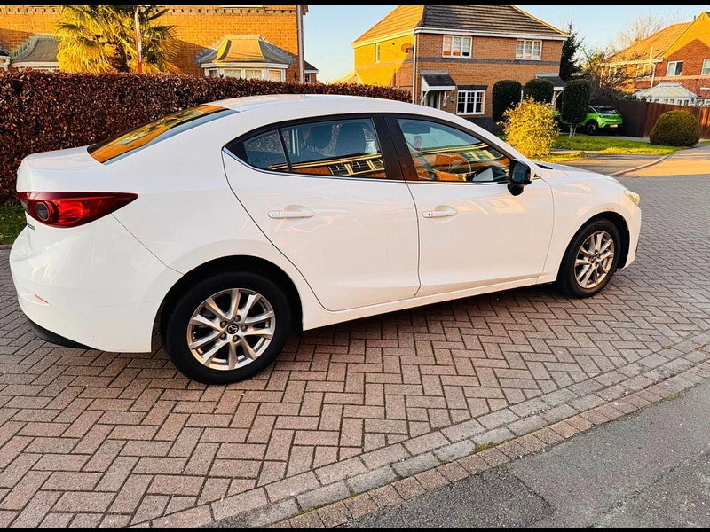 Mazda Mazda3 2.0 SKYACTIV-G SE Nav Fastback 4dr Petrol Manual Euro 5 (s/s) (120 ps) 4dr Manual 2026
