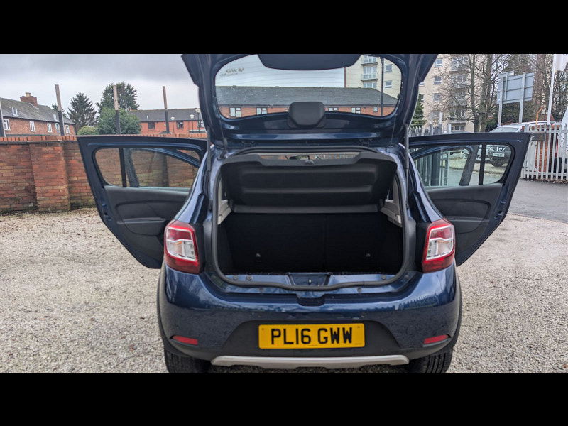 Dacia Sandero Stepway 1.5 dCi Laureate Hatchback 5dr Diesel Manual Euro 6 (s/s) (90 ps) 5dr Manual 2026