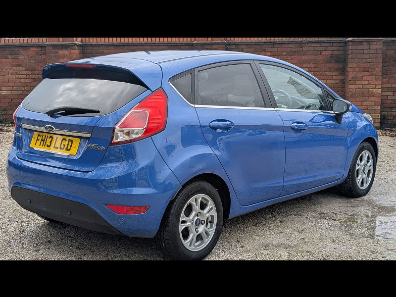 Ford Fiesta 1.6 TDCi ECOnetic Titanium Hatchback 5dr Diesel Manual Euro 5 (s/s) (95 ps) 5dr Manual 2026