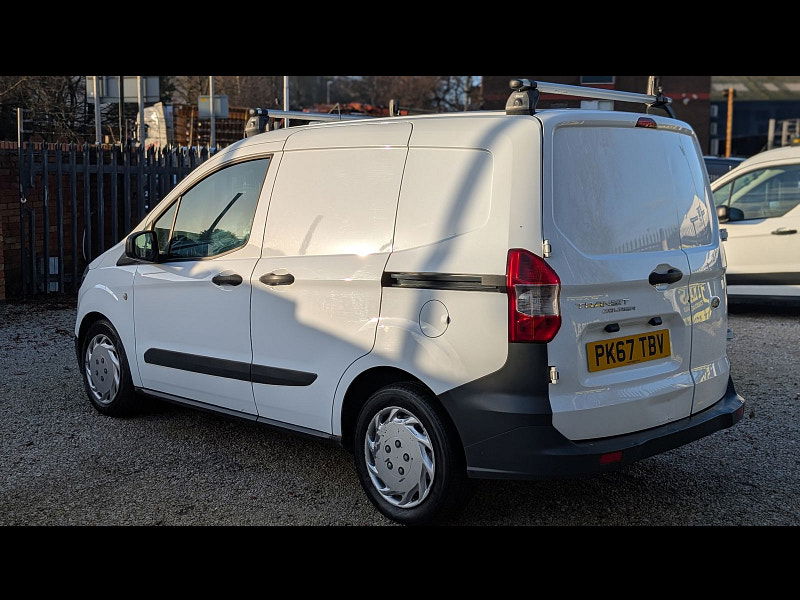 Ford Transit Courier 1.5 TDCi Combi Van 6dr Diesel Manual L1 H1 (104 g/km, 74 bhp) 6dr Manual 2026