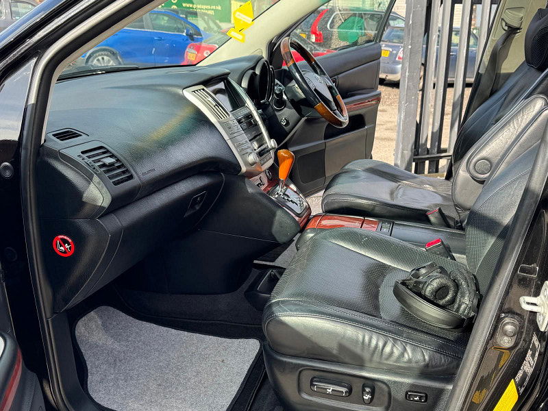 Lexus RX 3.3 400h SE-L SUV 5dr Petrol Hybrid CVT (192 g/km, 208 bhp) 5dr Automatic 2026