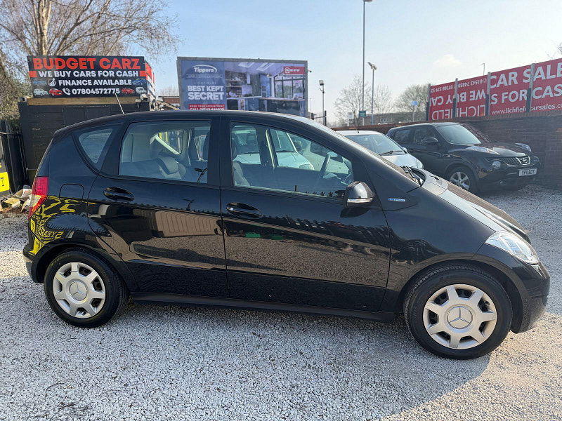 Mercedes-Benz A Class 1.5 A160 BlueEfficiency Classic SE Hatchback 5dr Petrol Manual (139 g/km, 95 bhp) 5dr Manual 2026