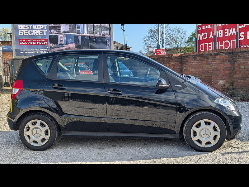 Mercedes-Benz A Class 1.5 A160 BlueEfficiency Classic SE Hatchback 5dr Petrol Manual (139 g/km, 95 bhp) 5dr Manual 2026