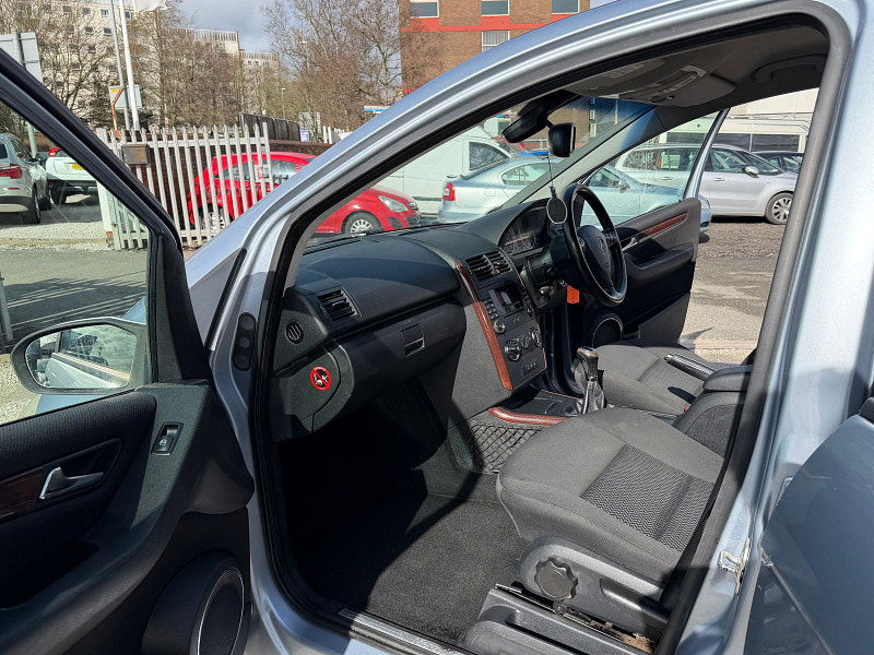 Mercedes-Benz A Class 2.0 A160 CDI Elegance SE Hatchback 5dr Diesel Manual (128 g/km, 82 bhp) 5dr Manual 2026