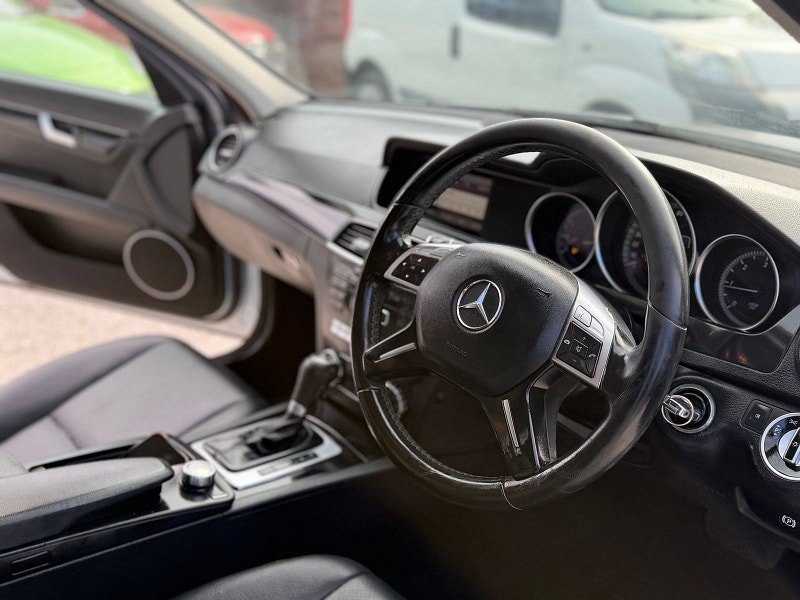 Mercedes-Benz C Class 2.1 C220 CDI BlueEfficiency Executive SE Saloon 4dr Diesel G-Tronic+ Euro 5 (s/s) (170 ps) 4dr Automatic 2026