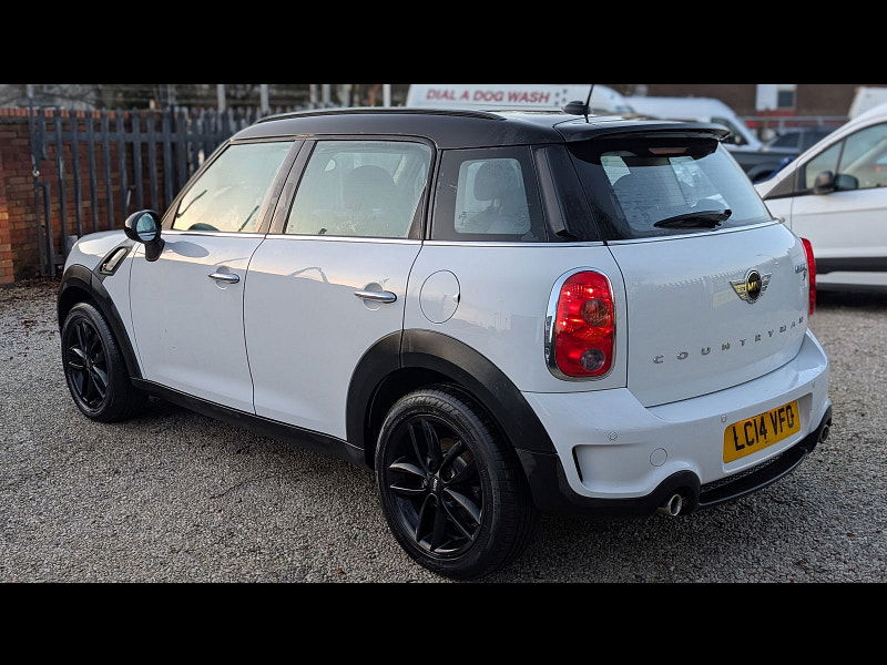 MINI Countryman 2.0 Cooper SD SUV 5dr Diesel Manual Euro 5 (s/s) (143 ps) 5dr Manual 2026