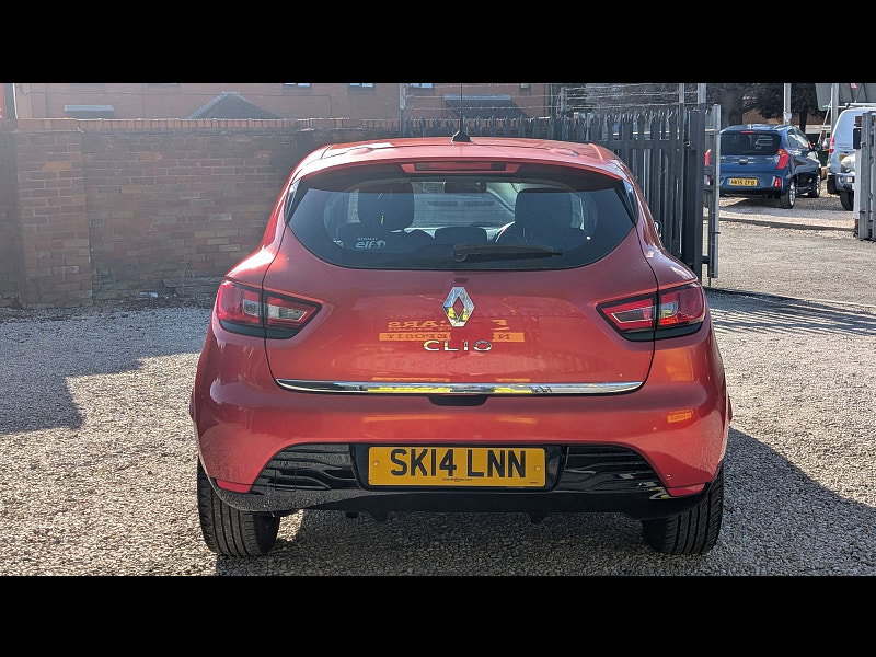 Renault Clio 1.2 16V Dynamique MediaNav Hatchback 5dr Petrol Manual Euro 5 (75 ps) 5dr Manual 2026