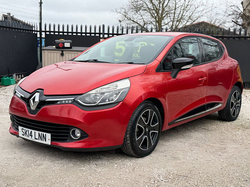 Renault Clio 1.2 16V Dynamique MediaNav Hatchback 5dr Petrol Manual Euro 5 (75 ps) 5dr Manual 2026